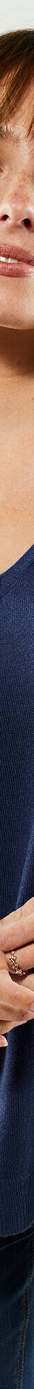 Pull col V, toucher doux (marine) Pull col V, toucher doux (marine)